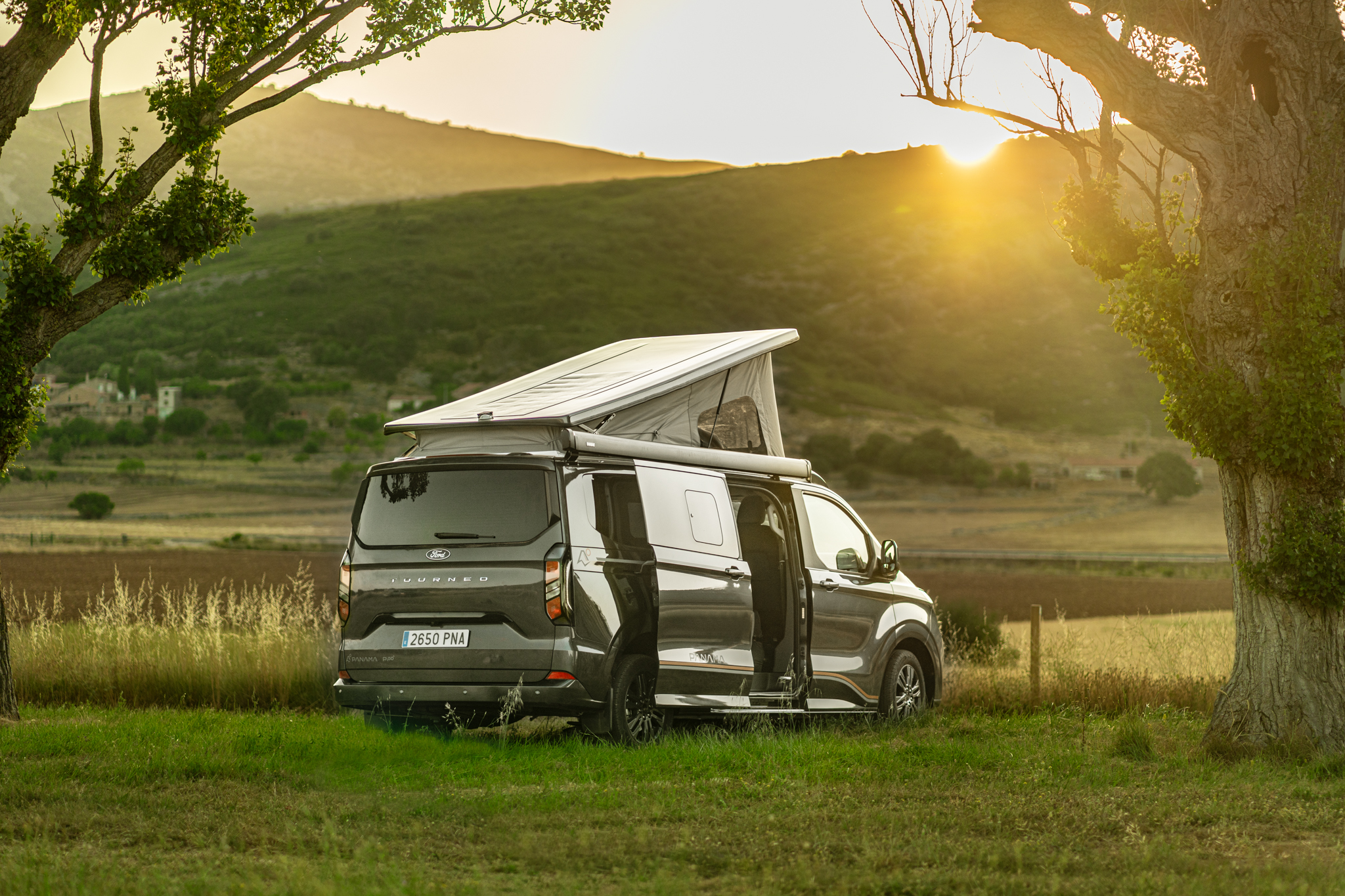 Panama Peak P10H interior confort